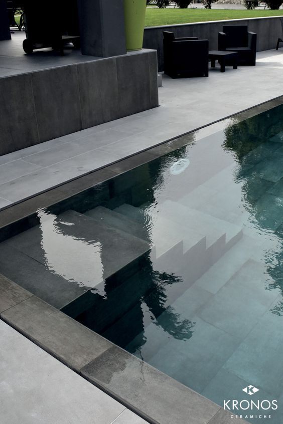 Liner piscine couleur gris clair