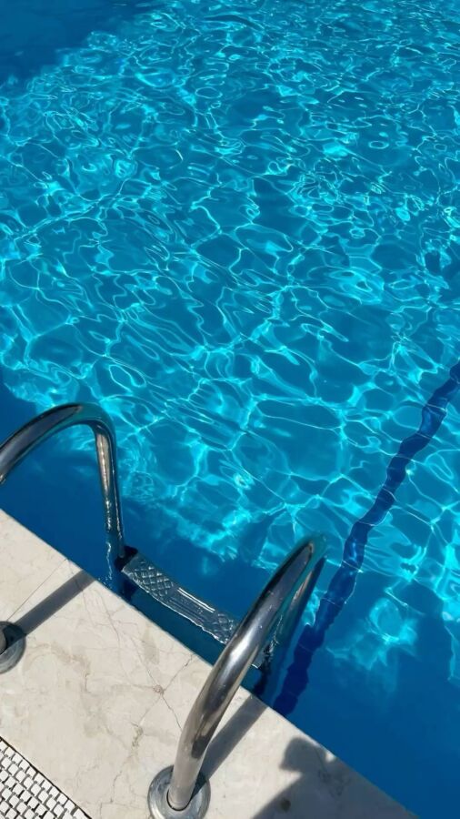 Solution traitement piscine verte