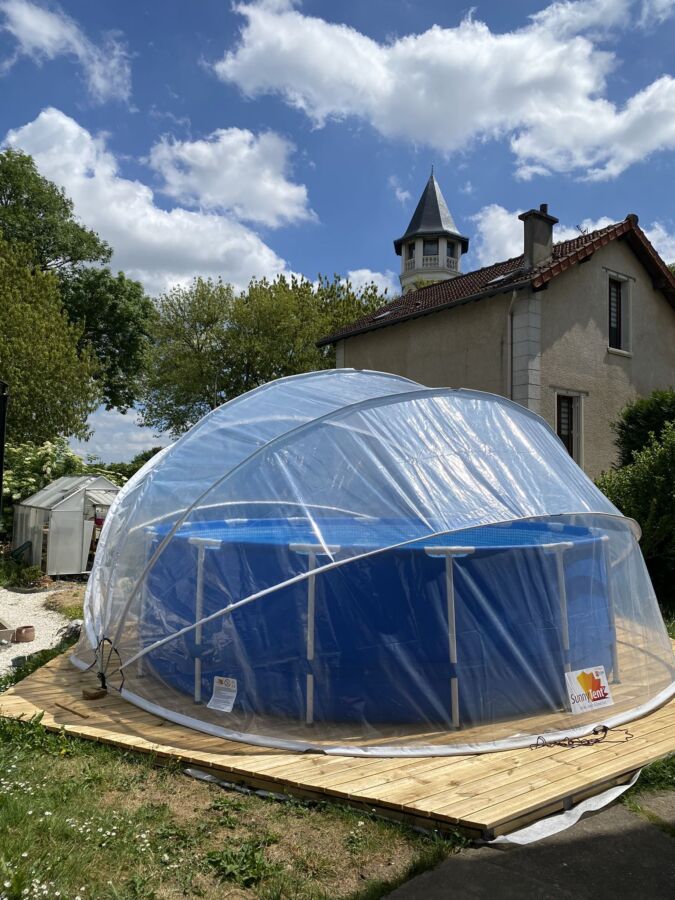 Dôme de piscine transparent